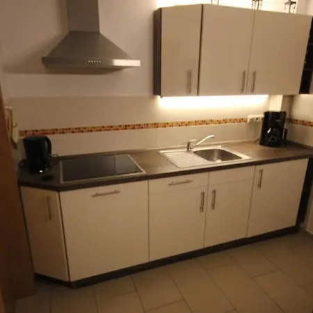 Familienfreundliche In Mit Grosser Terrasse Apartamento