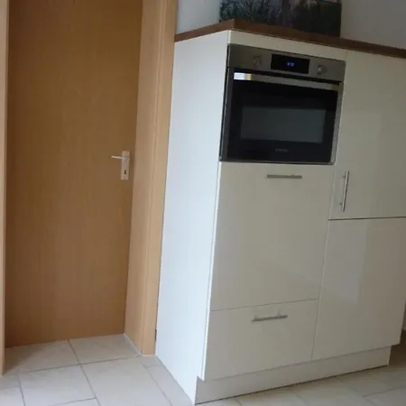 Familienfreundliche In Mit Grosser Terrasse Apartamento